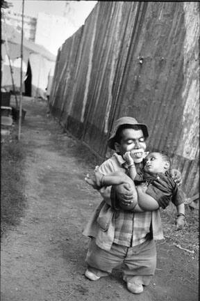 Ushman and His Son, Jumbo Circus, India