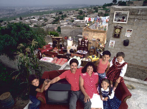 The Castillo Balderas Family, Guadalajara, Mexico, 6:30 p.m., August 28, 1993