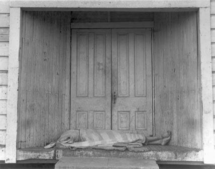 Death in the Doorway. San Joaquin Valley, California