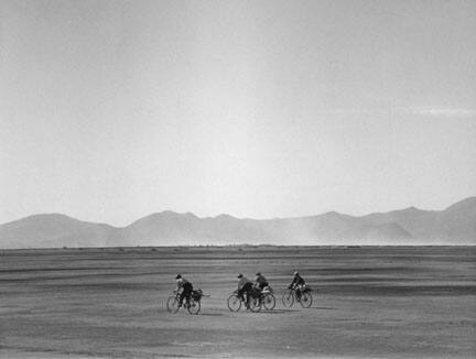 Bicicletas en Domingo, from the "Manuel Alvarez Bravo" portfolio