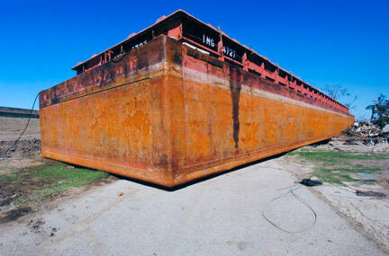 Barge - 9th Ward (D2X 8973)