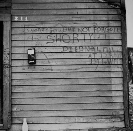 Front of a house in Ottawa, Illinois