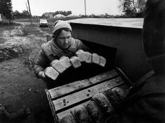 Untitled (woman with bread)