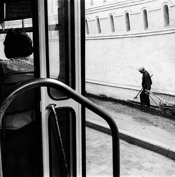 Moscow (bus/gardener)