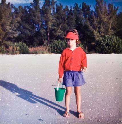 Rachel and Green Bucket, from the "Rachel's Holidays" series