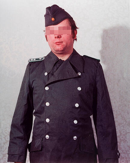 From a Seminar on Disguises, from the "Images from the Secret Stasi Archive" project