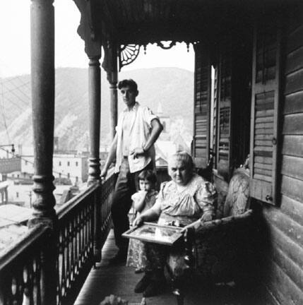 Polish Family, Mauch Church, PA