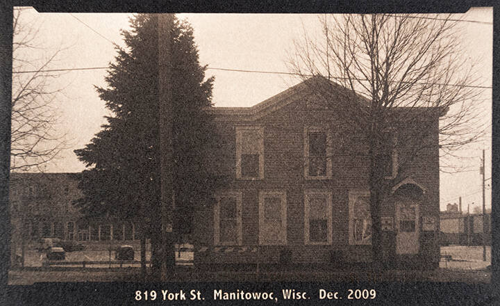 819 York St Manitowoc, Wisc. Dec 2009, from the "Real Photo Postcards of People & Places" series