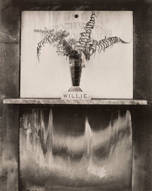 Willie, New Orleans, from the "Fiftieth Anniversary Portfolio 1902-1952"