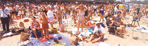 Air Show, North Avenue Beach, Chicago, from Changing Chicago