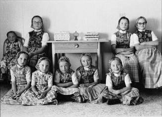 Girls (Plainview), from the "Hutterite" series