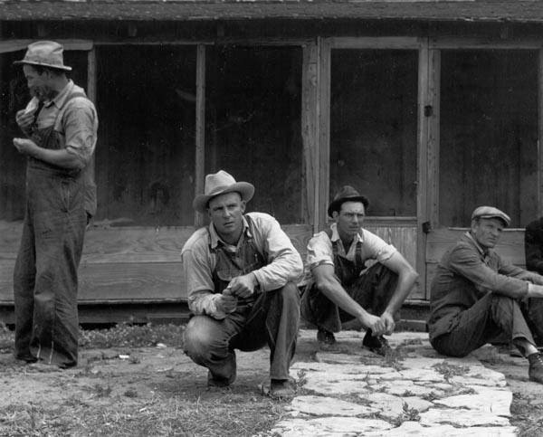 Texas Tenant Farmers Displaced by Power Farming / Displaced Tenant Farmers Goodlet, Hardeman Co., Texas